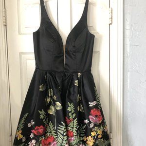 Sherri Hill Size 4 Homecoming dress